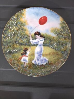Complete 12Pc Vintage 1982 Dominic Mingolla Impressions of Yesteryear" Plate Set
